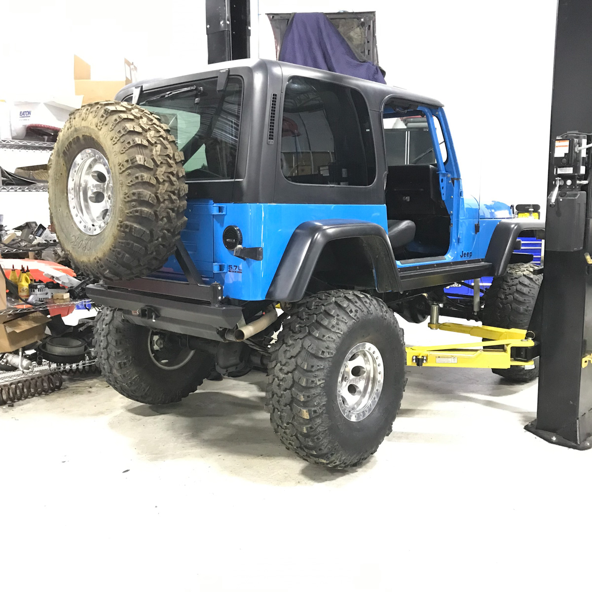 Jeep Wrangler Hemi Five Speed Project - Three Pedals